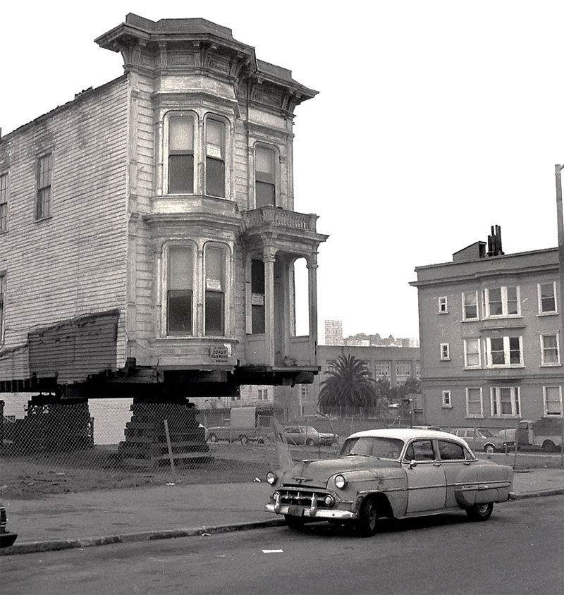 Illustration for article titled So This Is How You Move a Neighborhood of Houses Across San Francisco
